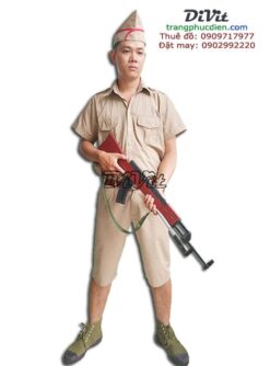 Đồ lính Pháp diễn văn nghệ