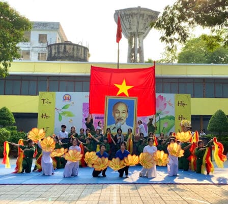 cho-thue-do-linh-bo-doi-bieu-dien-van-nghe-5