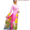 nu-tiep-tan-voi-ao-dai-sen