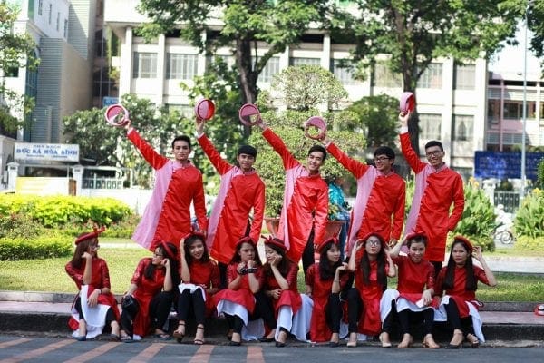 Trang phục áo dài hoặc sườn xám trong ảnh khách hàng – ảnh 02