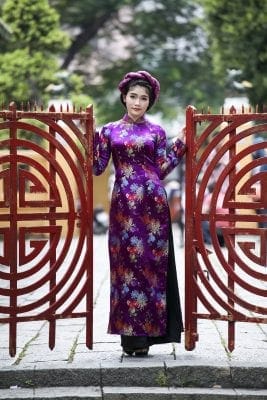 Trang phục áo dài hoặc sườn xám trong ảnh khách hàng – ảnh 18