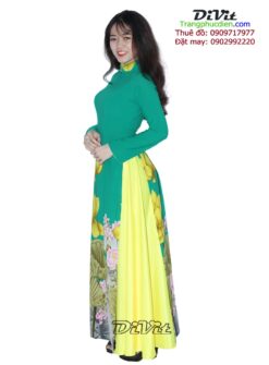 Áo dài lụa sen