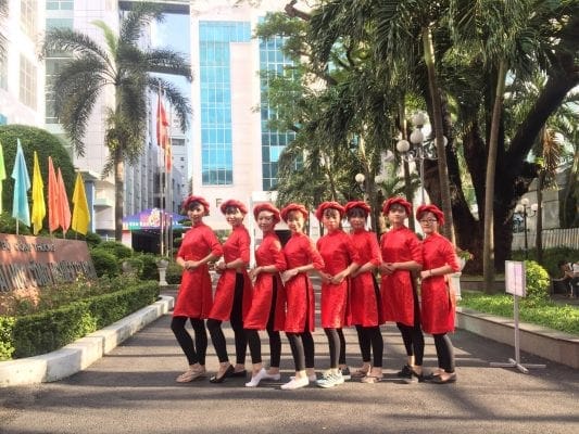 Trang phục áo dài hoặc sườn xám trong ảnh khách hàng – ảnh 10