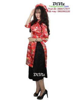 Áo dài gấm cách tân