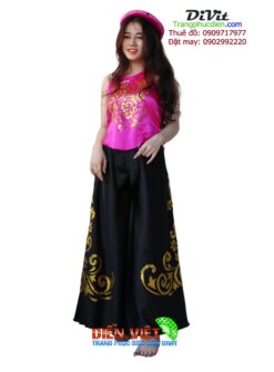 Thuê yếm và quần váy rộng