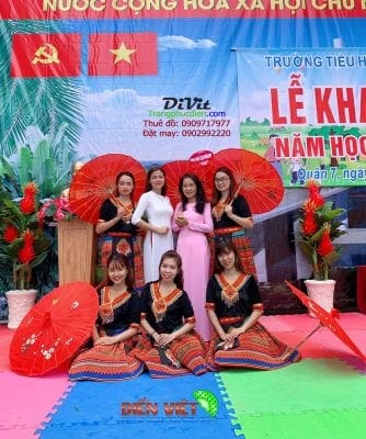 Ảnh nhóm hoặc nam nữ với trang phục dân tộc – ảnh 08
