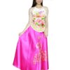 Áo yếm trắng chân váy hồng