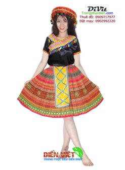 Trang phục H"mông múa Mị