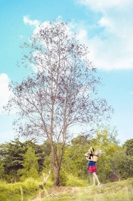Trang phục H’Mông trong bộ ảnh ngoài trời – ảnh 28