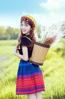 Trang phục H’Mông trong bộ ảnh ngoài trời – ảnh 42