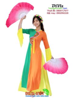 Đầm tứ thân múa dân vũ