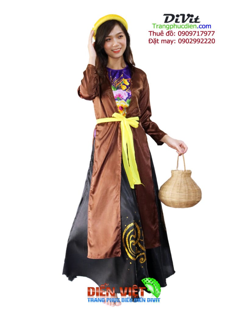 Tứ thân nâu yếm tím váy đen