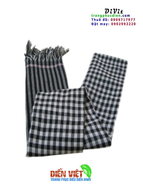 Khăn rằn - Trang phục biểu diễn DiVit