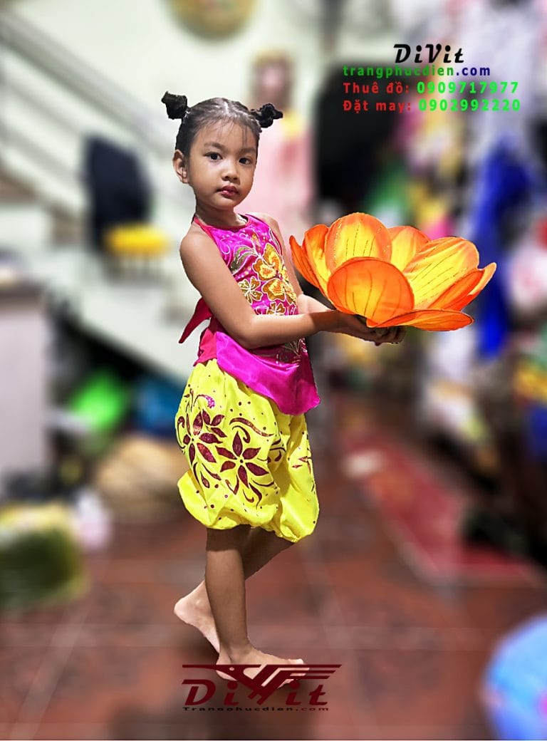 Quần bí, áo yếm trẻ em