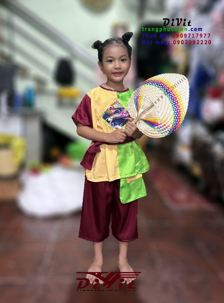 A Trang phục múa đồng dao