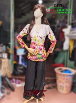 Thuê áo bà ba nữ lụa in hoa