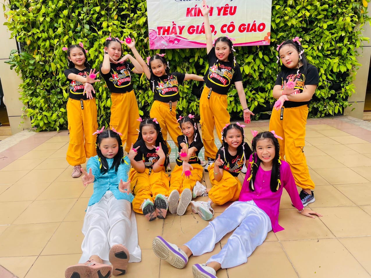 Đồ cặp nhảy hiện đại lớp 1 – 3 — ảnh 3/8