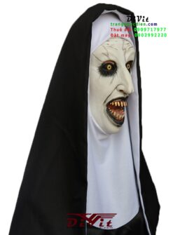 Hoá trang ma Sơ Valak the conjuring