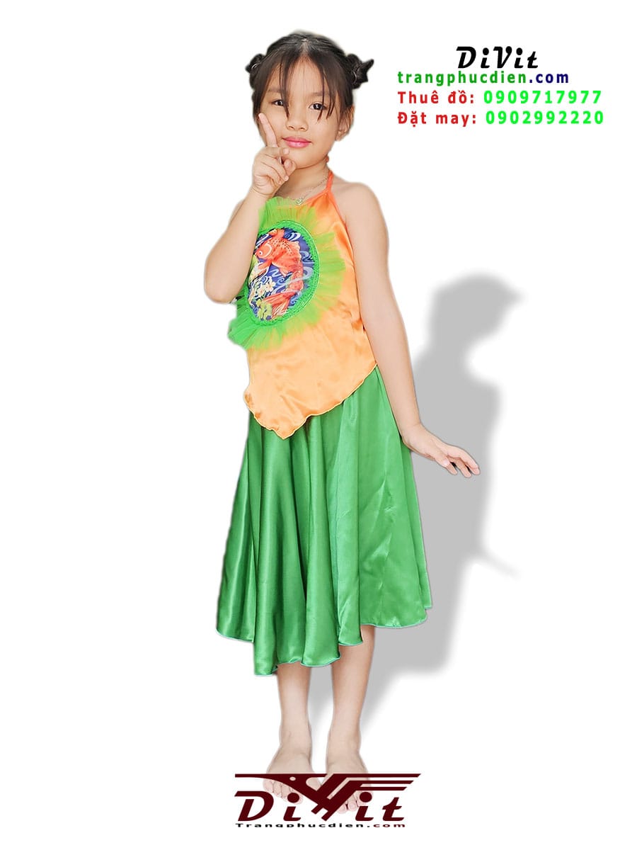 Thuê trang phục yếm váy