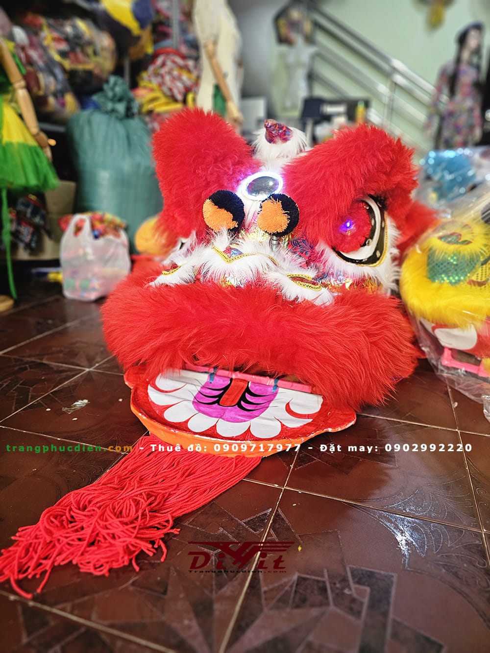 Cho thuê đầu lân đỏ lông cừu