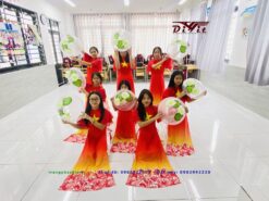 ao-dai-sao-vang-tay-phong