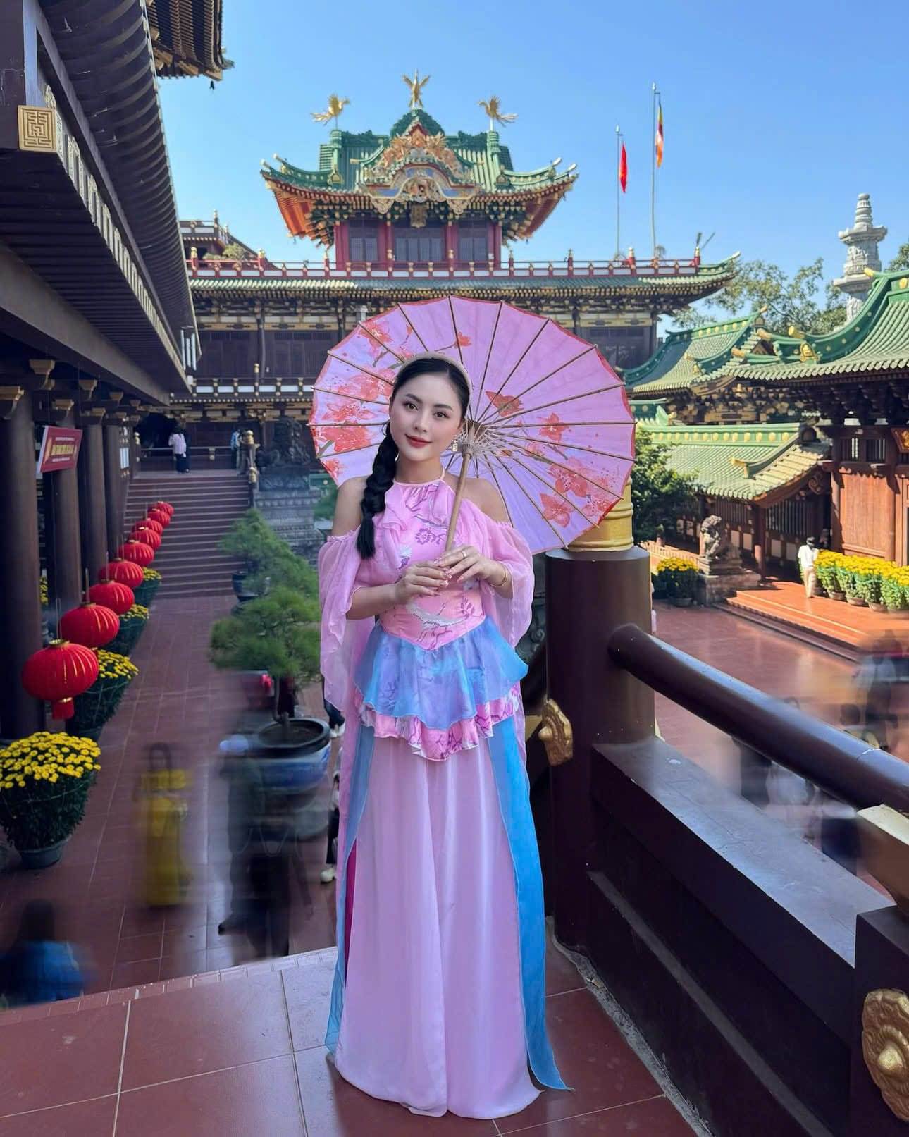 Yếm váy múa đương đại – mẫu trang phục biểu diễn tại DiVit