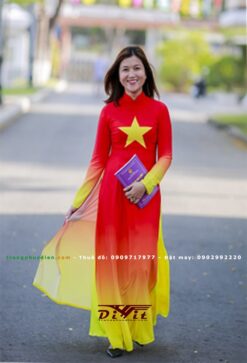 Áo dài đỏ sao vàng tà loan màu