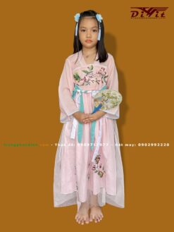 Trang phục Hằng Nga bé hồng