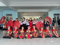 trang phục dan tộc h'mông (14)