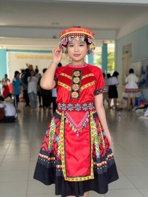 trang phục dan tộc h'mông (7)