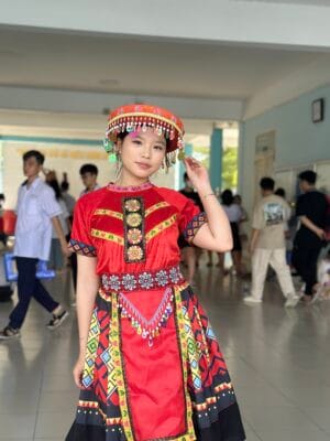 trang phục dan tộc h'mông (9)