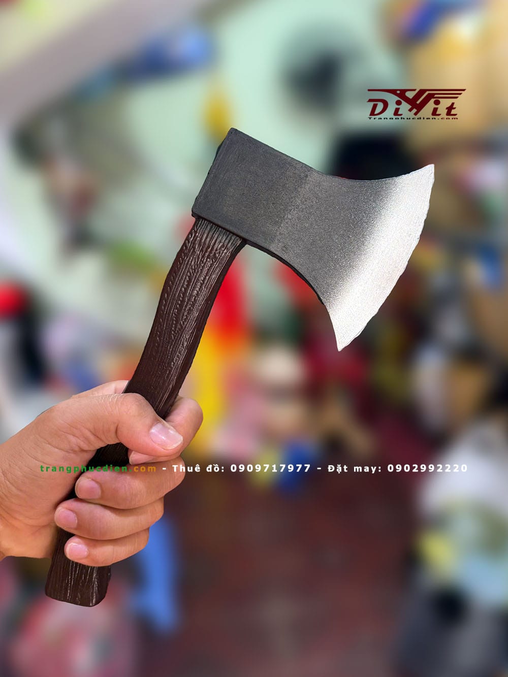Cây Rìu (Nhựa mềm) băng lưỡi búa - Trang phục biểu diễn DiVit