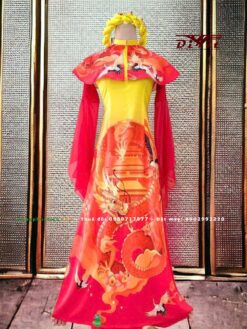 Áo dài kiểu nữ đỏ