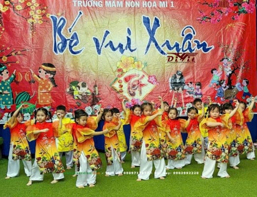 áo dài múa trẻ em
