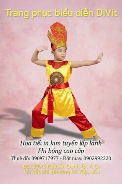 Trang phục Âu Lạc bé trai vàng