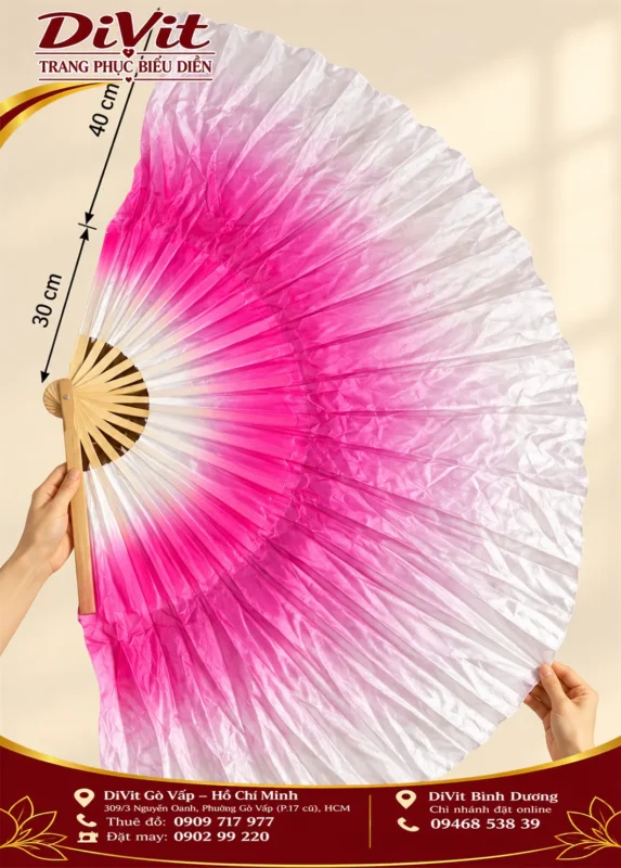 Quạt múa hồng trắng